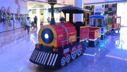 電動小火車不管在商場還是景區(qū)使用應注重質量